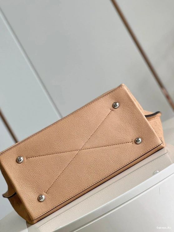 LOUIS CARMEL VUITTON 0305